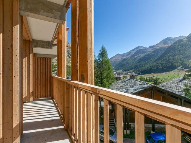 Charming 2-bedroom apartment with balcony and WiFi in Val-d'Isère FR-1-694-201 - Val d'Isère Centre
