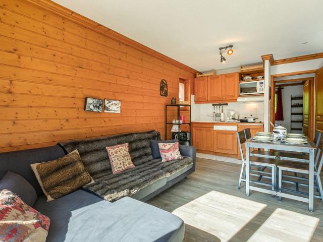 Charming 2-bedroom apartment with balcony and WiFi in Val-d'Isère FR-1-694-201 - Val d'Isère Centre