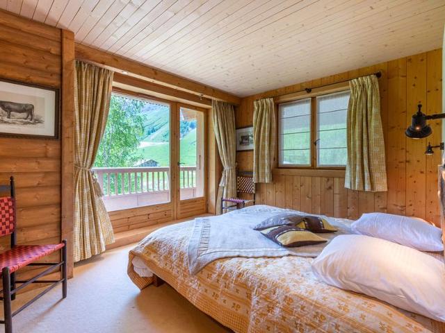 Elegant, Cozy Apartment with Fireplace, WiFi, and Garage at the Foot of the Slopes FR-1-694-329 - Val d'Isère Le Châtelard