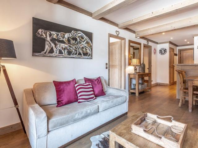 Luxury Apartment with Large South-Facing Terrace in Val-d'Isère Center FR-1-694-202 - Val d'Isère Centre