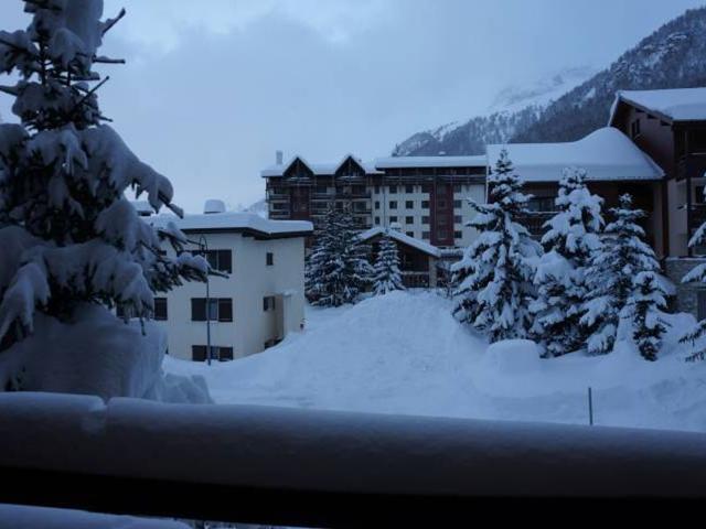 Renovated studio with balcony, parking and near slopes in Val-d'Isère FR-1-694-287 - Val d'Isère Centre