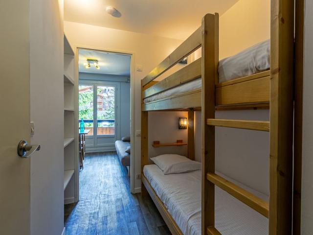 Renovated studio with balcony, parking and near slopes in Val-d'Isère FR-1-694-287 - Val d'Isère Centre