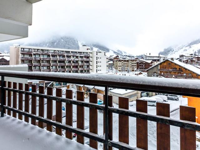 Modern apartment with balcony, WiFi and equipped kitchen FR-1-694-168 - Val d'Isère Centre
