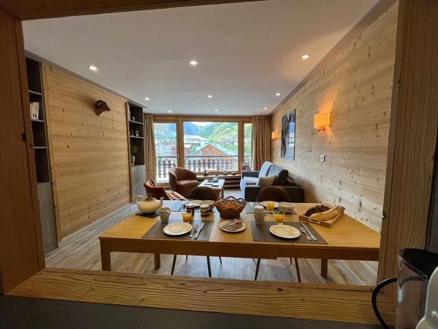 Modern apartment with balcony, WiFi and equipped kitchen FR-1-694-168 - Val d'Isère Centre