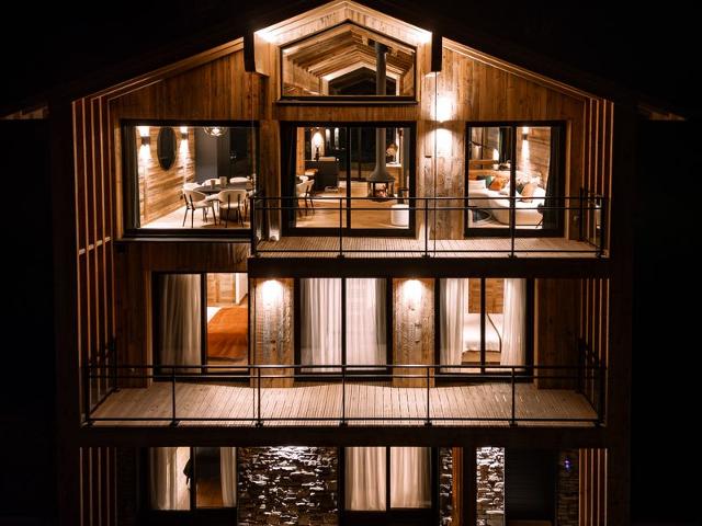 Luxury chalet in La Plagne with SPA, direct access to slopes FR-1-755-23 - Plagne Montalbert