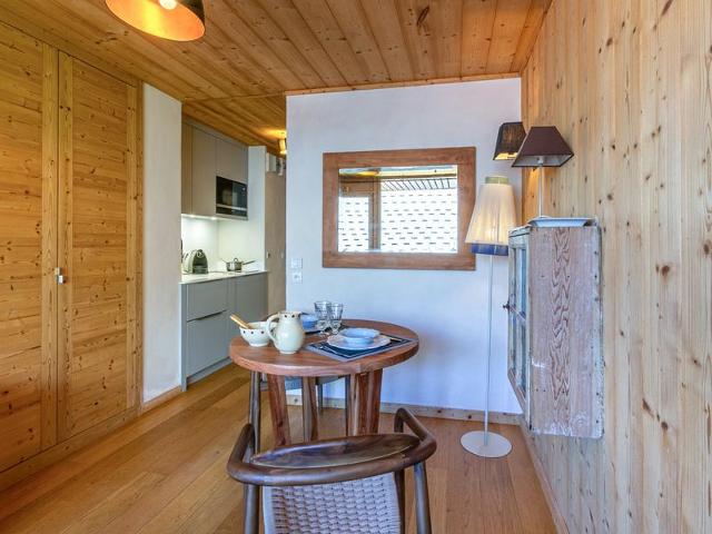 Studio 19m², Balcony, Ski-in/Ski-out - Val d'Isère FR-1-694-360 - Val d'Isère Centre