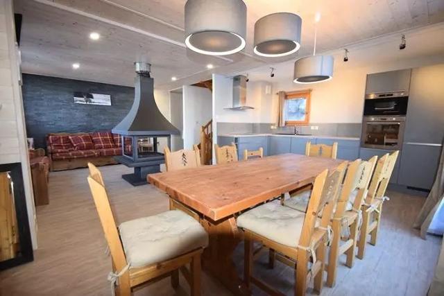 The Chalets Des Praz - Plagne - Soleil