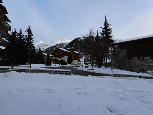 Cozy Studio Steps from Slopes, Centrally Located in Val-d'Isère FR-1-694-298 - Val d'Isère Centre