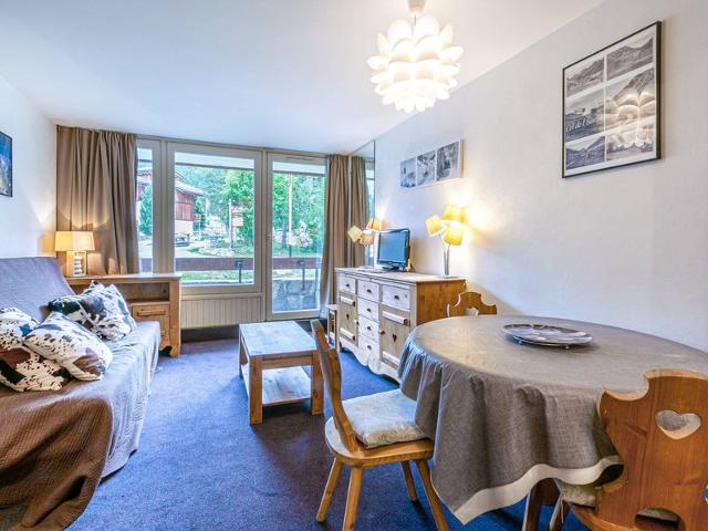 Cozy Studio Steps from Slopes, Centrally Located in Val-d'Isère FR-1-694-298 - Val d'Isère Centre