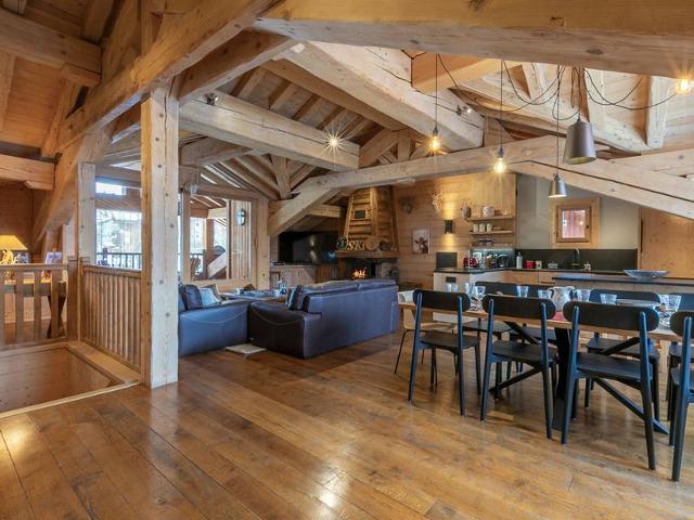 Luxury Chalet with Spacious Interiors, Fireplace, Sauna, and Mountain Atmosphere FR-1-694-14 - Val d'Isère Centre
