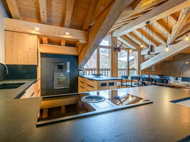 Luxury Chalet with Spacious Interiors, Fireplace, Sauna, and Mountain Atmosphere FR-1-694-14 - Val d'Isère Centre