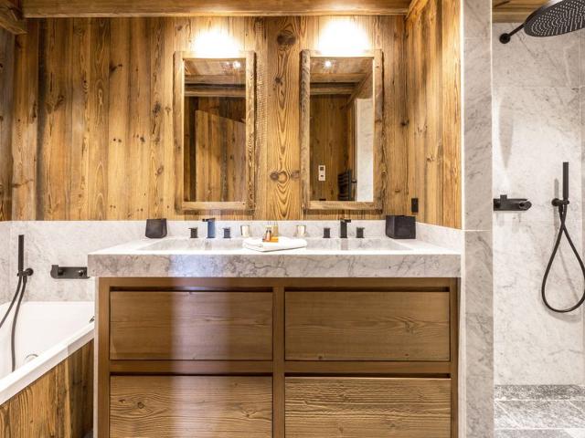 Luxury 5-room duplex at the foot of the slopes with hammam and fireplace FR-1-694-87 - Val d'Isère Centre