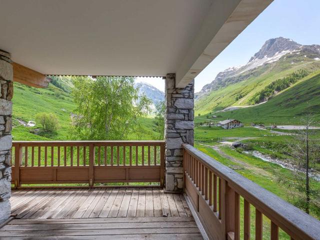 Luxury apartment with fireplace and parking at the slopes FR-1-694-247 - Val d'Isère Le Châtelard
