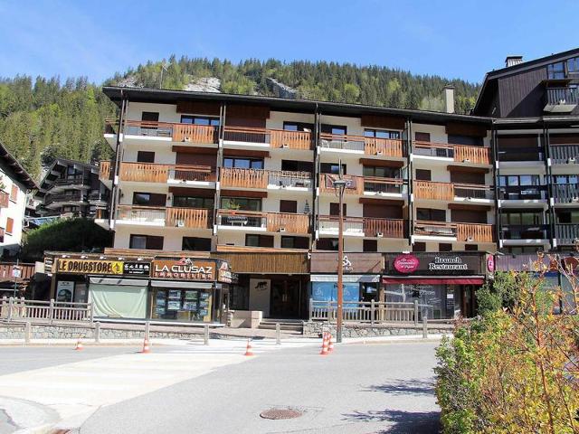 1-bedroom apartment in village center, near Bossonnet FR-1-459-232 - La Clusaz