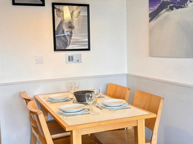 Cozy 1-bedroom apt with balcony, internet, cleaning, and linens included FR-1-634-102 - Avoriaz