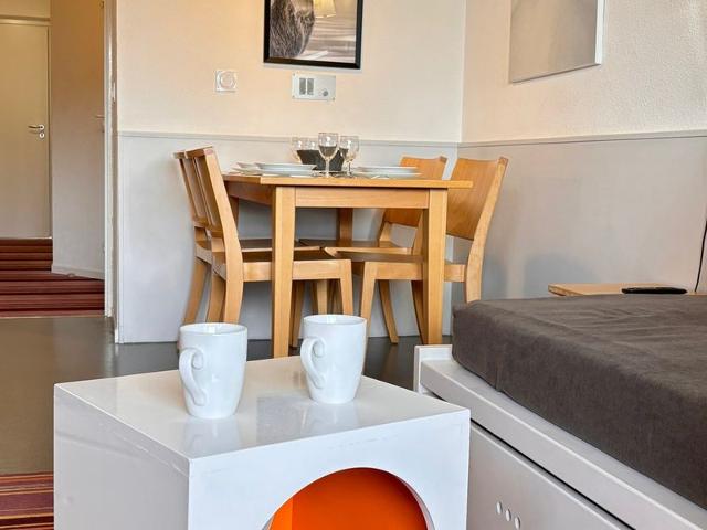 Cozy 1-bedroom apt with balcony, internet, cleaning, and linens included FR-1-634-102 - Avoriaz