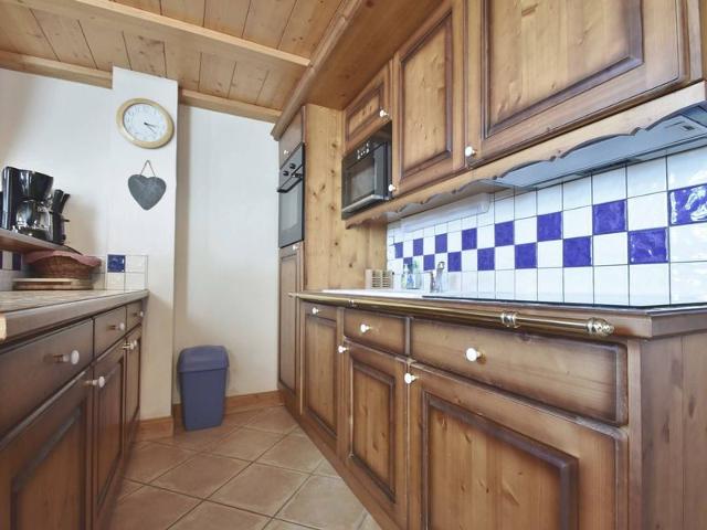 Duplex for 8, 3 bedrooms, south-facing balcony, walk to slopes FR-1-391-184 - Le Grand Bornand