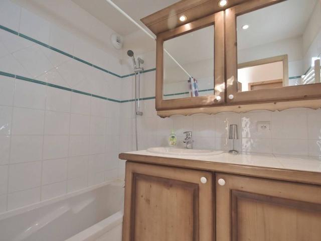 Duplex for 8, 3 bedrooms, south-facing balcony, walk to slopes FR-1-391-184 - Le Grand Bornand