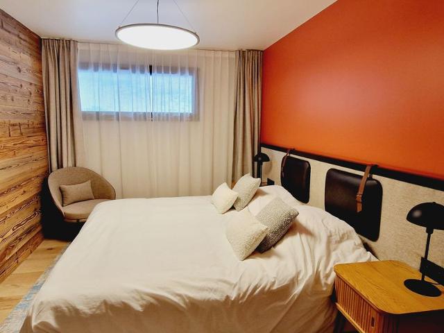Luxury chalet with sauna, ski room and parking near the slopes FR-1-755-30 - Plagne Montalbert
