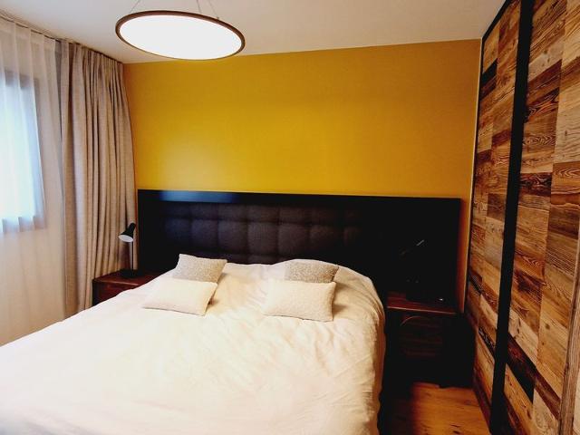 Luxury chalet with sauna, ski room and parking near the slopes FR-1-755-30 - Plagne Montalbert