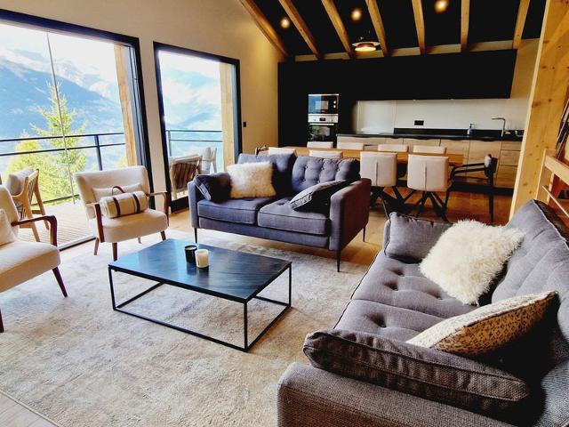 Luxury chalet with sauna, ski room and parking near the slopes FR-1-755-30 - Plagne Montalbert