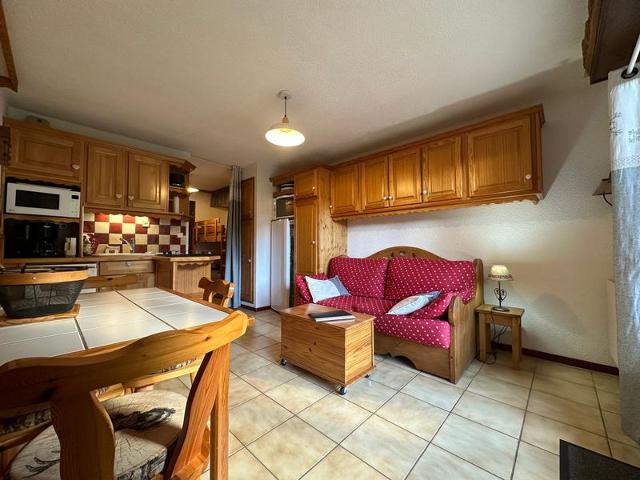 Charming renovated studio near cable car with terrace and parking FR-1-642-96 - Morillon Village