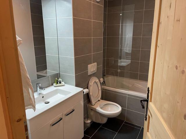 Beautiful T3 apartment in new residence with parking and WIFI, near village and ski bus FR-1-624-168 - Samoëns