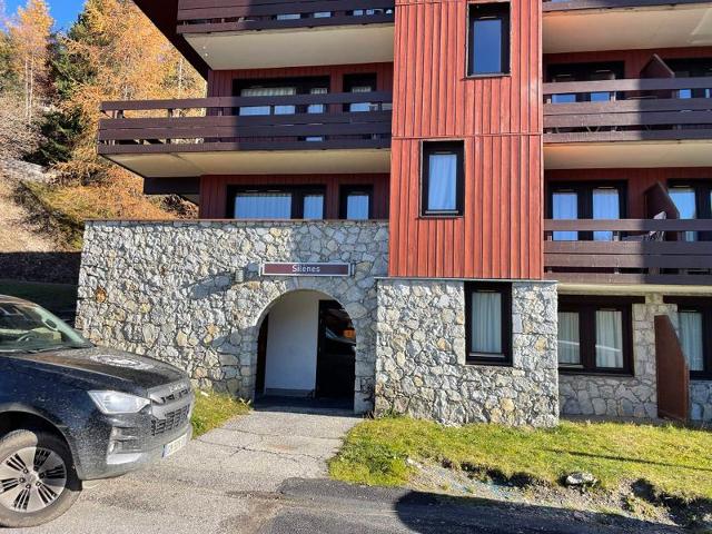 Apartements LES SILENES - Plagne 1800