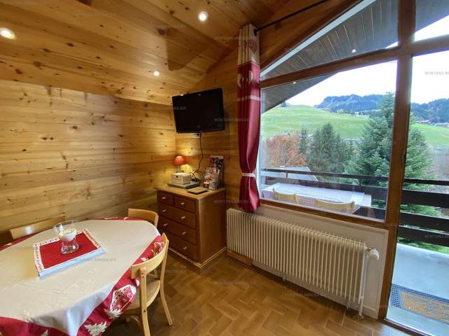 Spacious 2-room apartment for 5 in Chinaillon, balconies FR-1-458-211 - Le Grand Bornand