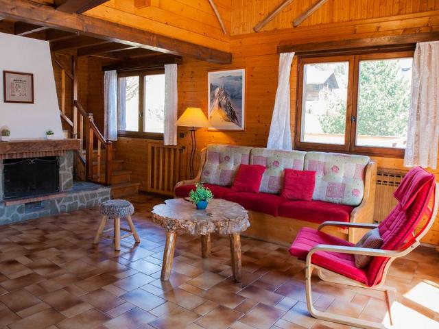 Spacious 4-bedroom Chalet near slopes, Le Grand Bornand FR-1-467-134 - Le Grand Bornand