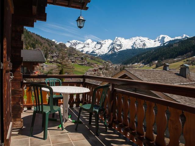 Spacious 4-bedroom Chalet near slopes, Le Grand Bornand FR-1-467-134 - Le Grand Bornand