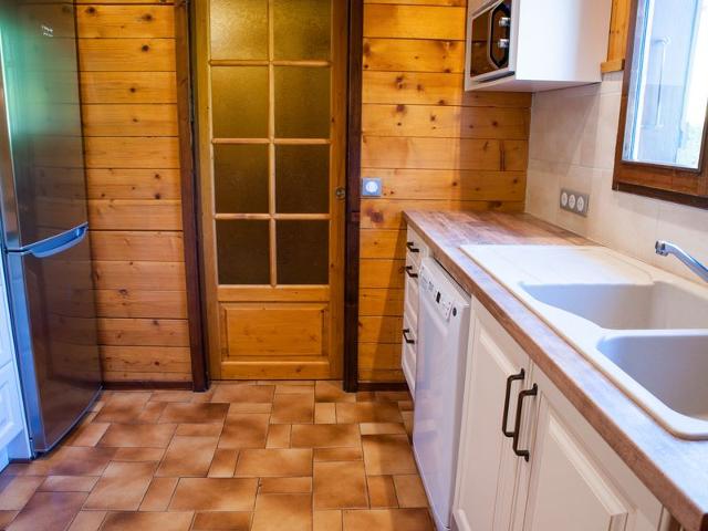 Spacious 4-bedroom Chalet near slopes, Le Grand Bornand FR-1-467-134 - Le Grand Bornand