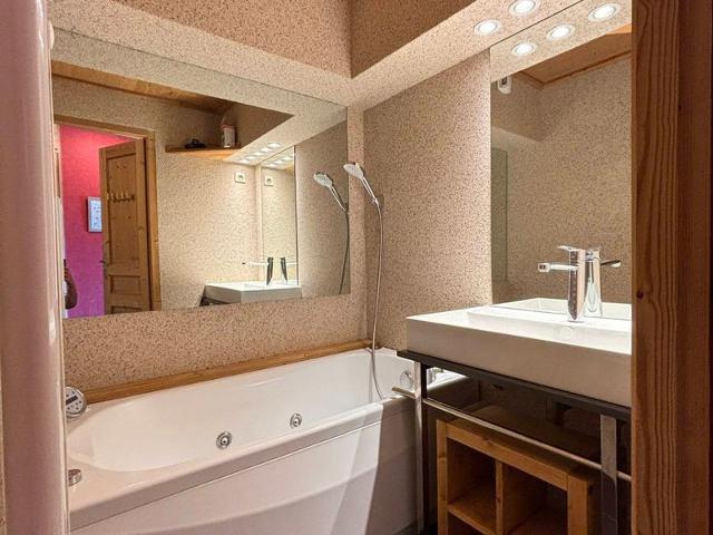 Chalet-style apartment with sauna and Wi-Fi in Avoriaz FR-1-634-103 - Avoriaz