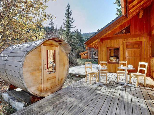 Luxury chalet 8 bedrooms with sauna and parking in Courchevel La Tania FR-1-575-232 - La Tania