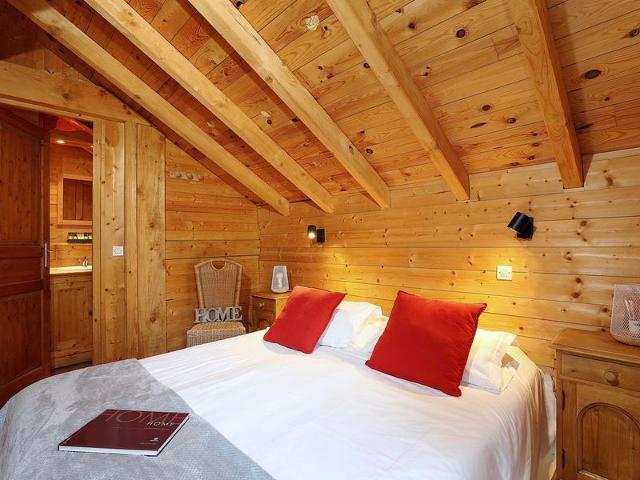 Luxury chalet 8 bedrooms with sauna and parking in Courchevel La Tania FR-1-575-232 - La Tania