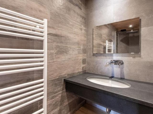 Cozy apartment with sauna and spa, ski-in location FR-1-467-141 - Le Grand Bornand