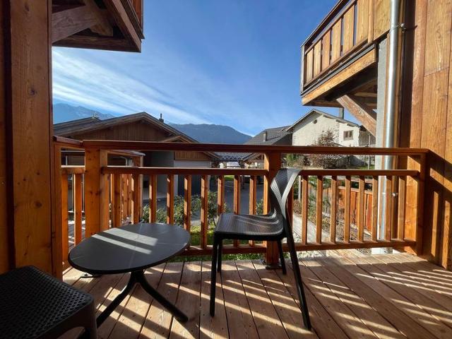 Bright apartment with balconies, WIFI and parking in Samoëns FR-1-624-172 - Samoëns