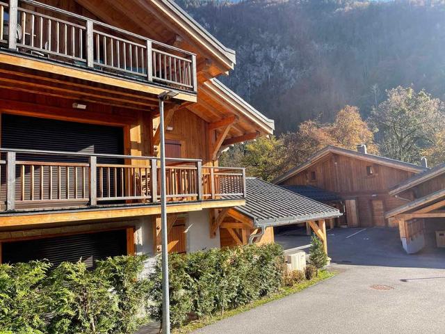 Bright apartment with balconies, WIFI and parking in Samoëns FR-1-624-172 - Samoëns