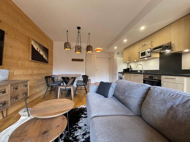 Bright apartment with balconies, WIFI and parking in Samoëns FR-1-624-172 - Samoëns