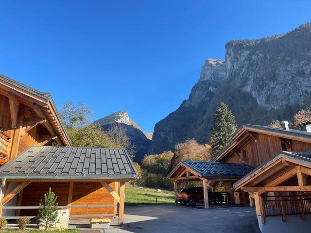 Bright apartment with balconies, WIFI and parking in Samoëns FR-1-624-172 - Samoëns