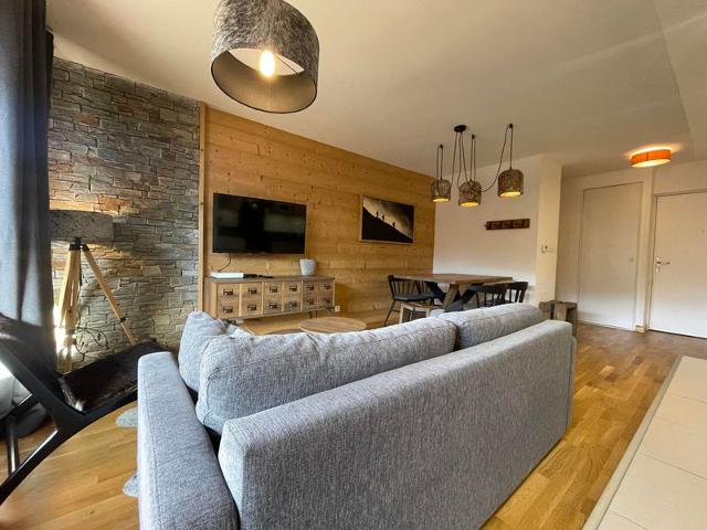 Bright apartment with balconies, WIFI and parking in Samoëns FR-1-624-172 - Samoëns