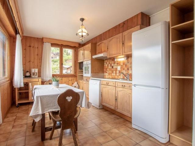 Apartment for 9 with sauna and spa at ski slopes, private parking FR-1-467-142 - Le Grand Bornand