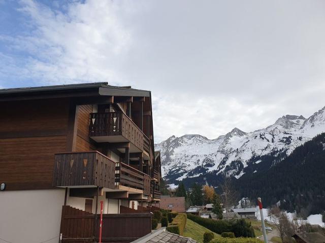 Design and cozy T2 in La Clusaz with south terrace and private garage FR-1-459-235 - La Clusaz