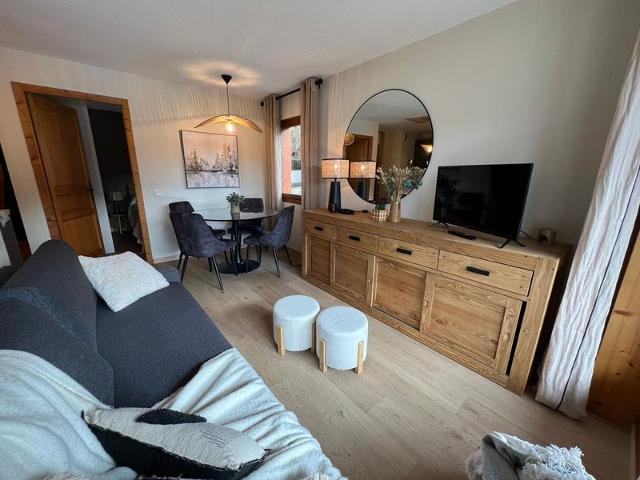 Design and cozy T2 in La Clusaz with south terrace and private garage FR-1-459-235 - La Clusaz