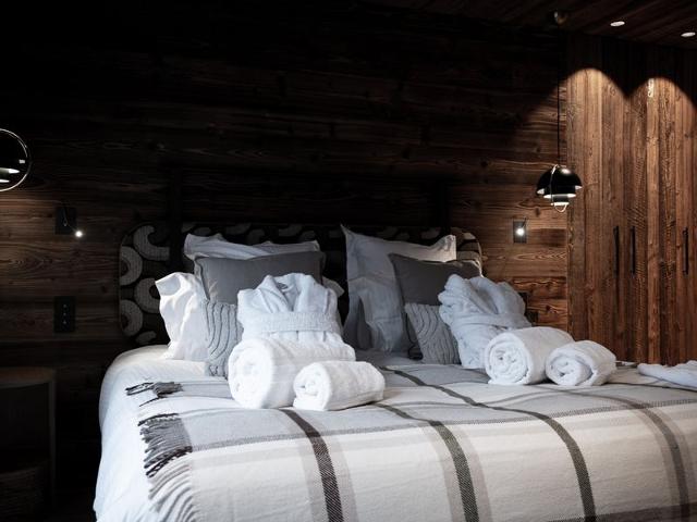 Luxury chalet with sauna, home cinema and Norwegian tub FR-1-613-127 - Méribel Les Allues 1200
