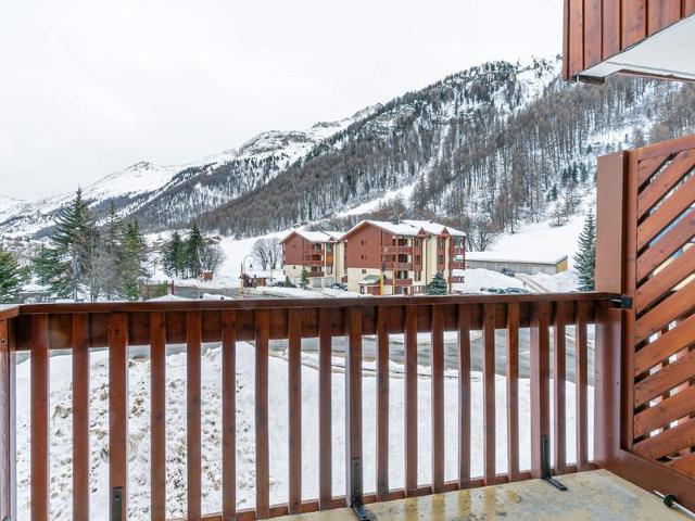 Elegant apartment with fireplace and WIFI, 2 bedrooms FR-1-694-376 - Val d'Isère Centre