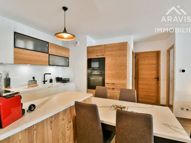 New apartment at slopes, parking, Wi-Fi, balcony, sleeps 6 FR-1-391-188 - Le Grand Bornand