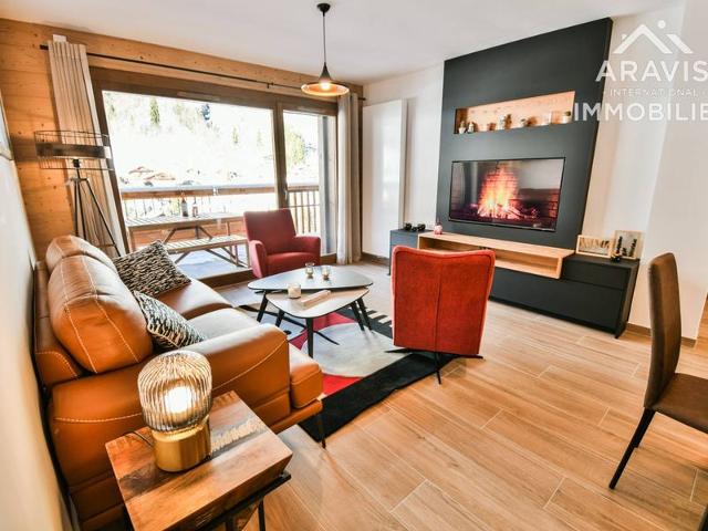 New apartment at slopes, parking, Wi-Fi, balcony, sleeps 6 FR-1-391-188 - Le Grand Bornand