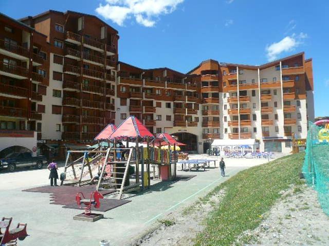 Charming 2-Room Apartment Ski-In/Ski-Out in Les Menuires - Carlines II 25B FR-1-178-36 - Les Menuires Bruyères