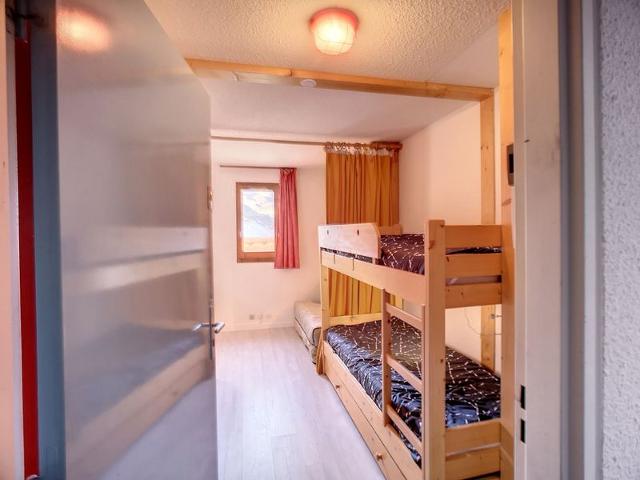 Ski-in/Ski-out Studio for 3 in Les Menuires - Balcony, Great Location FR-1-178-40 - Les Menuires Bruyères